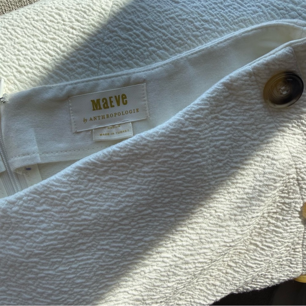 Anthropologie Maeve Ivory Textured Wrap Mini Skirt Tortoise Buttons Size M - Picture 4 of 4